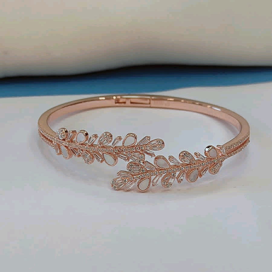 Rose Gold Zircon Leaf Bracelet 